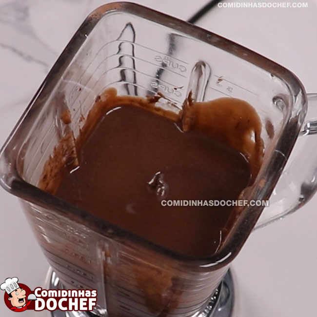 Pudim de Chocolate de Liquidificador - Passo 4