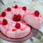Pudim de Gelatina de Morango