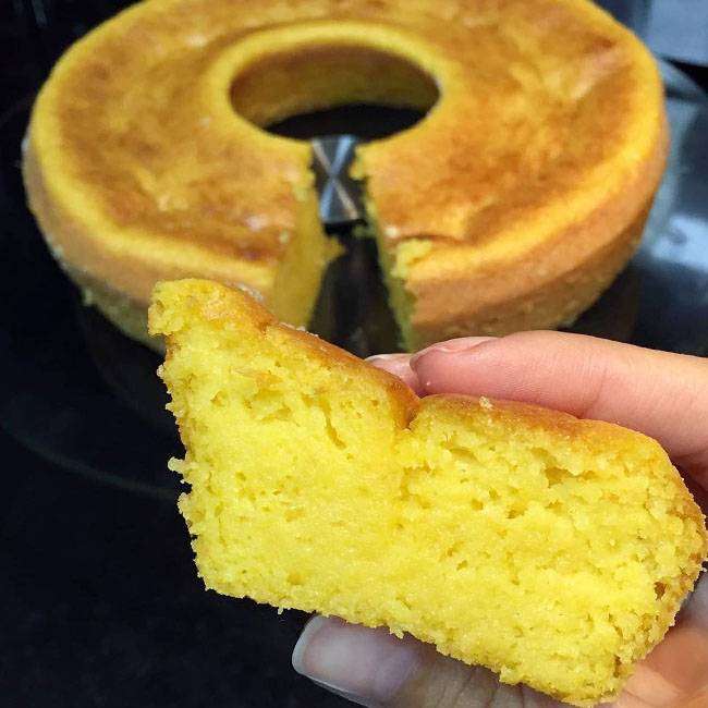 Bolo de Milho-verde com Leite Condensado