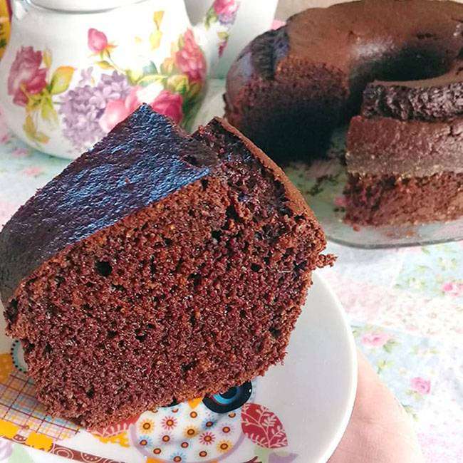 BOLO DE CHOCOLATE CASEIRO ( FAÇA E VENDA ) com CozinhandoComNane :) 