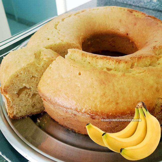 Receita de Bolo de Banana com calda caseiro tradicional