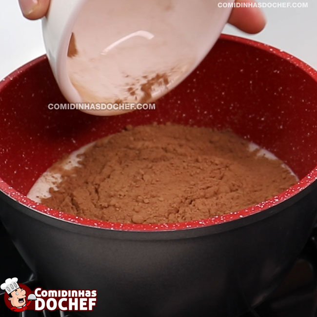 Chocolate Quente Cremoso - Passo 1