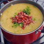 Caldo de Aipim com Calabresa e Bacon