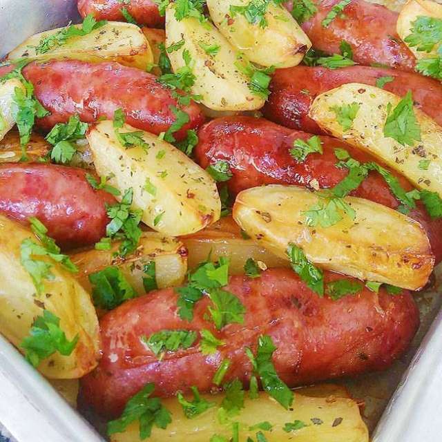 Linguiça Assada com Batata e Maionese - Comidinhas do Chef