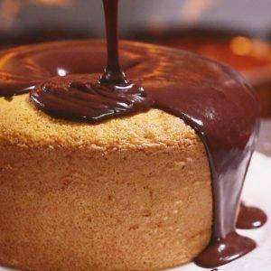 Calda de Chocolate para Bolo com Leite Condensado