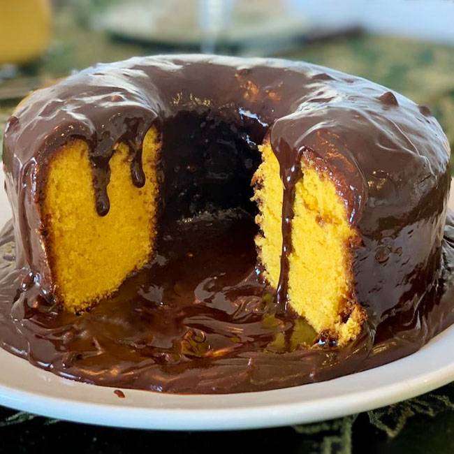 Bolo de Cenoura fofinho de Liquidificador - XtudoReceitas, Receita