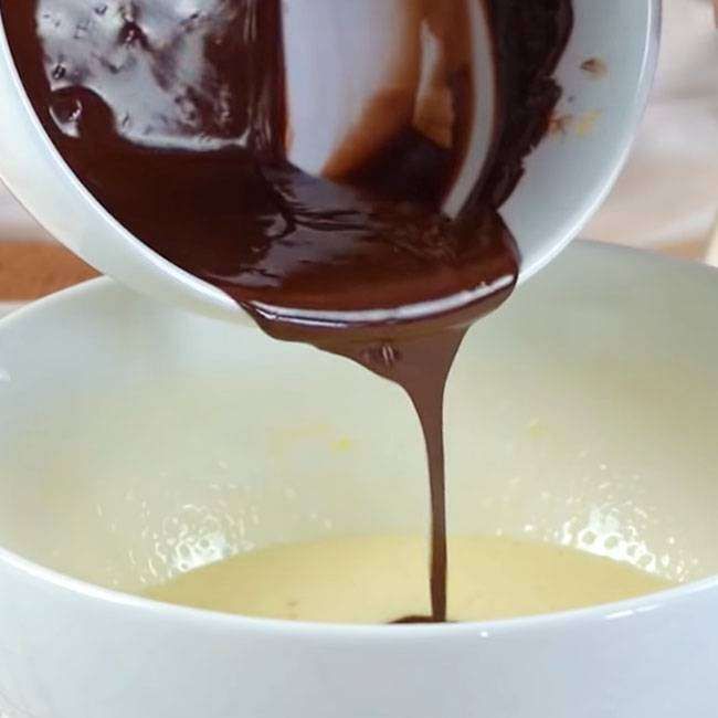 Brownie com Gotas de Chocolate - Passo 6