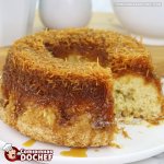 Bolo de Coco com Cobertura Cremosa