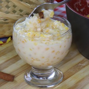 Mungunzá Amarelo com Creme de Leite