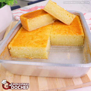 Bolo de Mandioca Tradicional Fácil