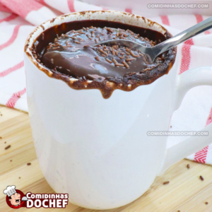 Bolo de Caneca de Chocolate Fofinho