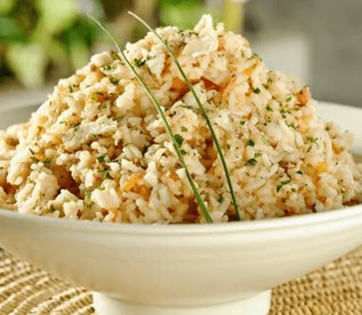 Como Fazer O Arroz Com Bacalhau Que Vai Roubar A Cena Na Sua Mesa De