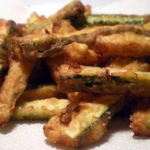 Como fazer Bastões Fritos de Abobrinha Italiana para dar um toque especial ao seu Réveillon!