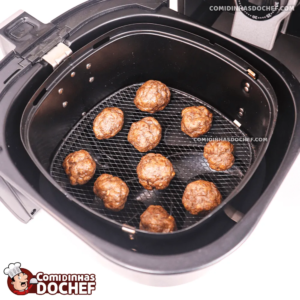 descubra o segredo dos bolinhos de carne moída na airfryer para impressionar nos dias de festa