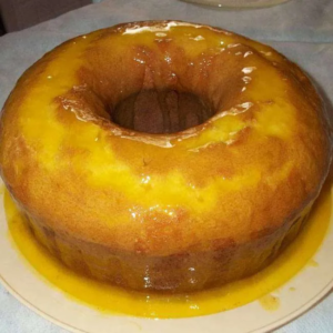 Como fazer um Bolo de Laranja com Calda que vai surpreender os seus convidados!