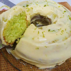 Como fazer um Bolo de Limão com Gelatina que vai fazer sucesso no Réveillon!