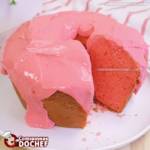 bolo_rosa_com_gelatina_de_morango_1e59f2fb
