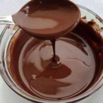 calda_cremosa_de_chocolate_220603d2