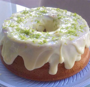Como fazer a cobertura perfeita para o bolo de limão de Natal!