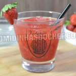 Como fazer um drink incrível para o Réveillon: Caipirinha de Morango!