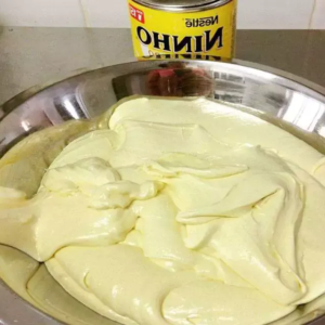 Como fazer o Creme de Leite Ninho perfeito para o bolo de Natal!