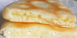 Comece o ano com o pé direito: Descubra o segredo do Pão de Queijo de Frigideira!