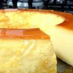 Como Fazer o Pudim de Leite Perfeito sem Forno para o Réveillon!