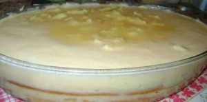 Como fazer a Torta de Abacaxi Gelada que vai roubar o show na sua festa de Ano Novo!