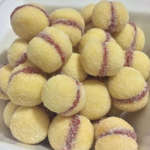 biscoito_de_maizena_com_goiabada_0701aba3