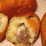 bolinho_de_mandioca_com_carne_mo_da_01d85843