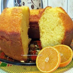 Como fazer bolo caseiro de laranja em 30 minutos com apenas 5 ingredientes!
