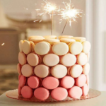bolo_de_macarons_6372ddb4