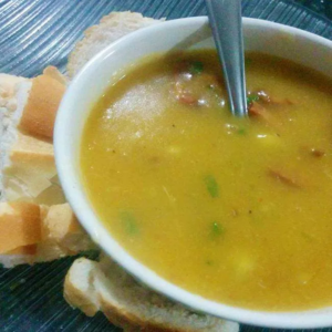 Como fazer Caldinho de Macaxeira em 15 minutos com apenas 5 ingredientes?