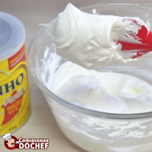 Como fazer cobertura de Chantininho em 10 minutos com só 3 ingredientes!