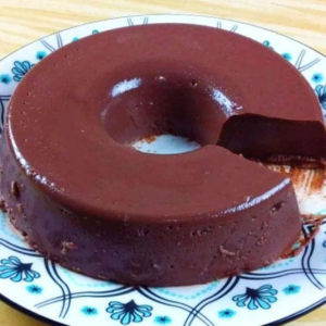 Como fazer o Flan de Chocolate dos sonhos com apenas 5 ingredientes em 20 minutos!