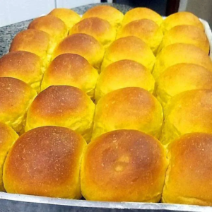 Como fazer pão de cenoura fofinho em apenas 30 minutos com 5 ingredientes?