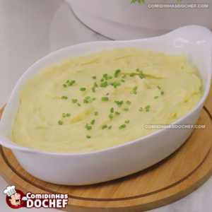 Como fazer um purê de batata cremoso em 10 minutos com apenas 3 ingredientes!