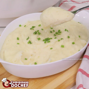 Como fazer purê de mandioca em minutos com apenas 3 ingredientes!