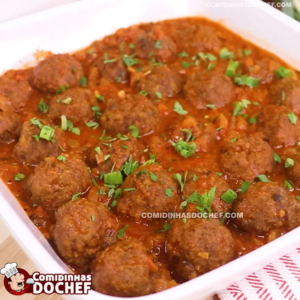 Como fazer uma deliciosa Bolinha de Carne com Molho de Tomate em 15 minutos!