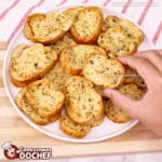 Como fazer torradinha de pão francês em 10 minutos com 3 ingredientes!