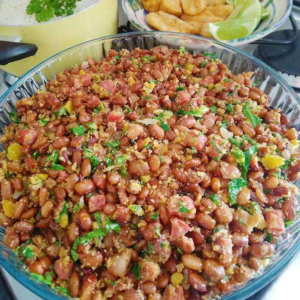 Como fazer Feijão Tropeiro Mineiro em 15 minutos com apenas 5 ingredientes!