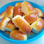 Como fazer pão caseiro em 30 minutos com apenas 3 ingredientes!
