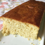 Como fazer pão de assadeira em 30 minutos com apenas 4 ingredientes!