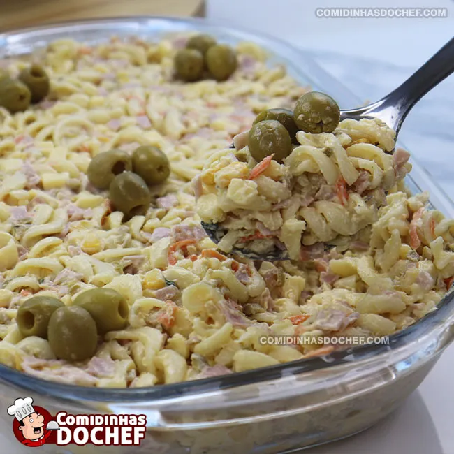 Como fazer uma salada de macarrão com presunto e queijo em apenas 10 minutos!