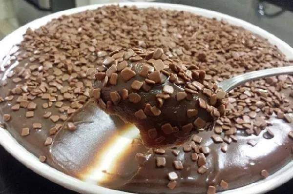 Como Fazer Brigadeiro de Forno de Colher