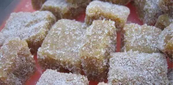 Bananinha ou Doce de Banana Cristalizado de Cortar
