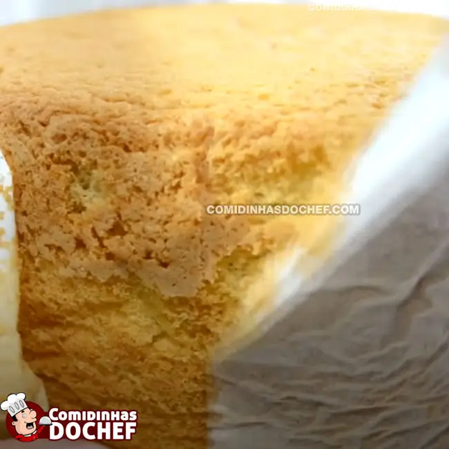 Bolo Alpino Branco de Morango - Passo 4