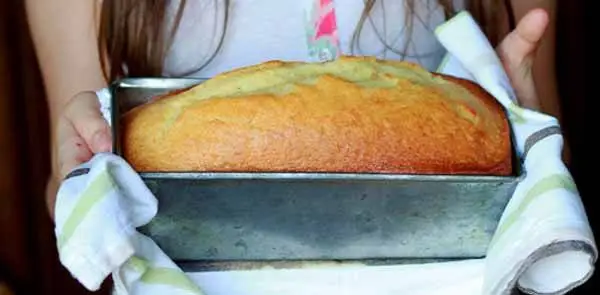 Bolo de Limão Simples