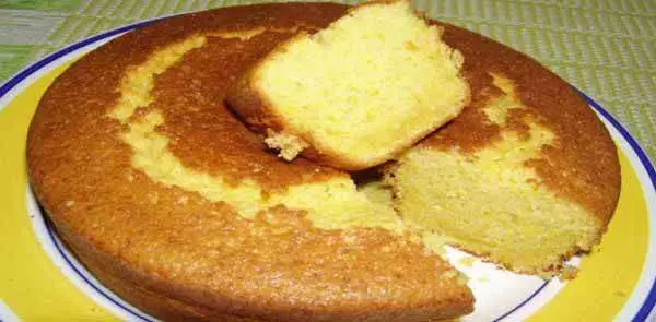 Bolo de Creme de Leite
