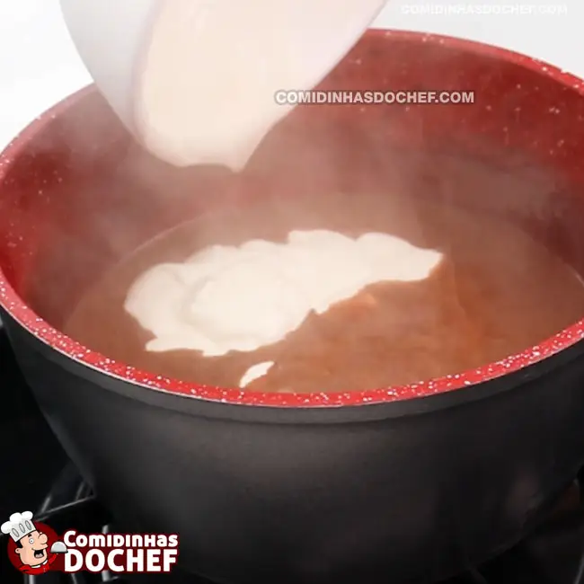 Receita de Chocolate Quente Bem Cremoso - Passo 3